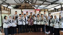 Kadisdikpora Harap Kepengurusan PGRI Baru Memberikan Kontribusi Positif Bagi Dunia Pendidikan di Majene