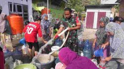 Dampak Kemarau Kian Parah, Kodim 1401/Majene Lakukan ini Demi Penuhi Kebutuhan Air Warga Lingkungan Salabose