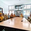 Kadis Kominfo Majene Hj. Irhamnia Muis Mandra Gelar Rapat Perdana, Tekankan Disiplin dan Kekompakan